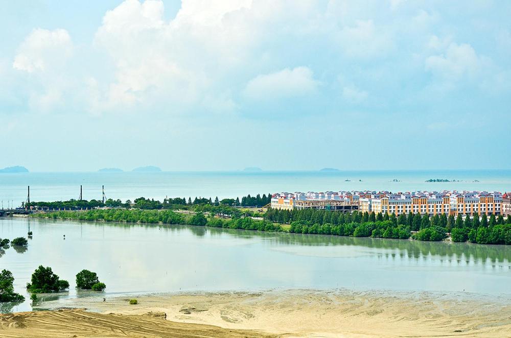 Jetty Suites Apartments Malacca Buitenkant foto