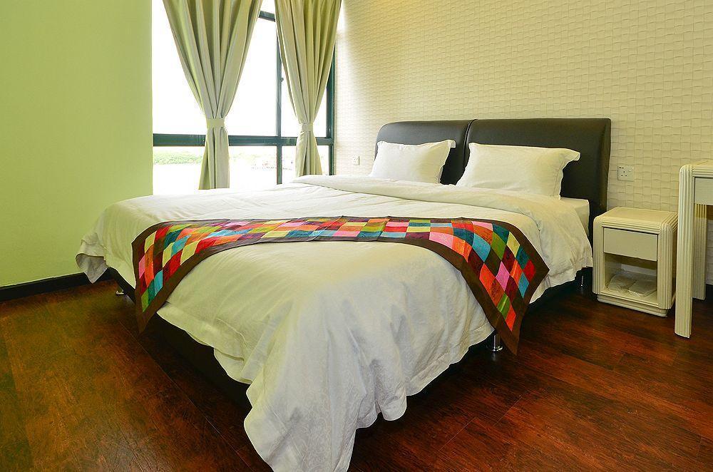 Jetty Suites Apartments Malacca Buitenkant foto